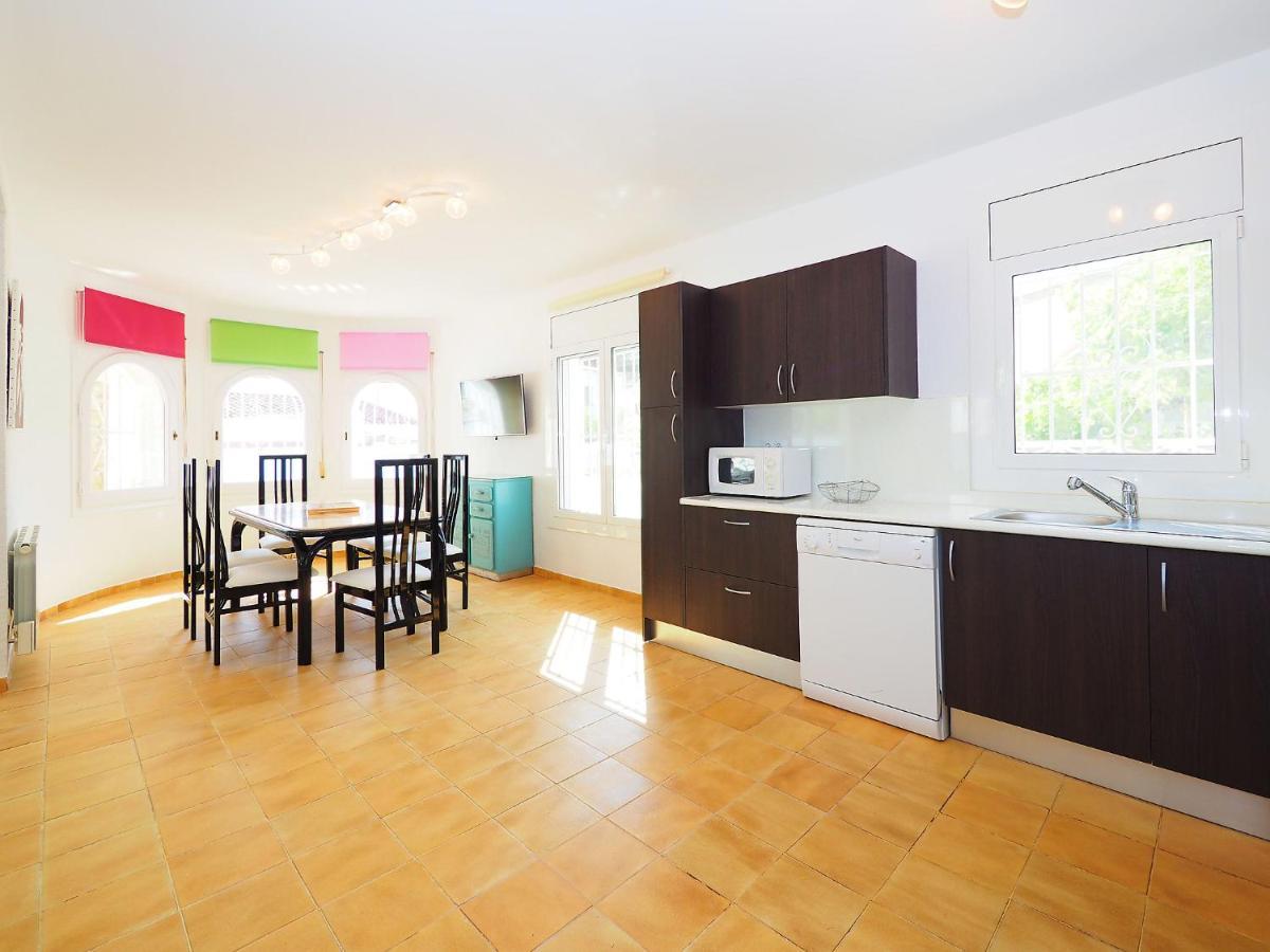 Holiday Home Alberes By Interhome Empuriabrava Εξωτερικό φωτογραφία