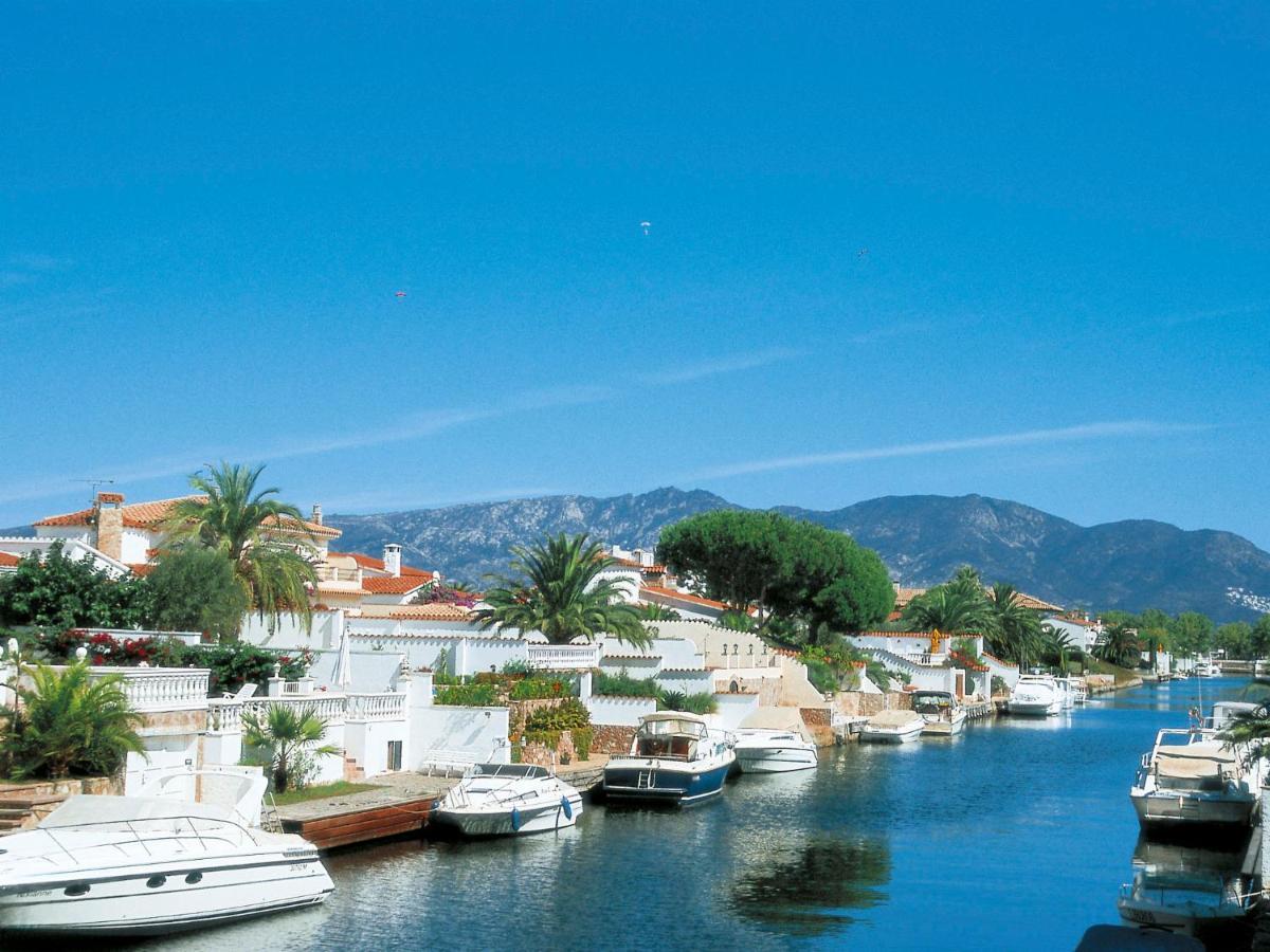 Holiday Home Alberes By Interhome Empuriabrava Εξωτερικό φωτογραφία