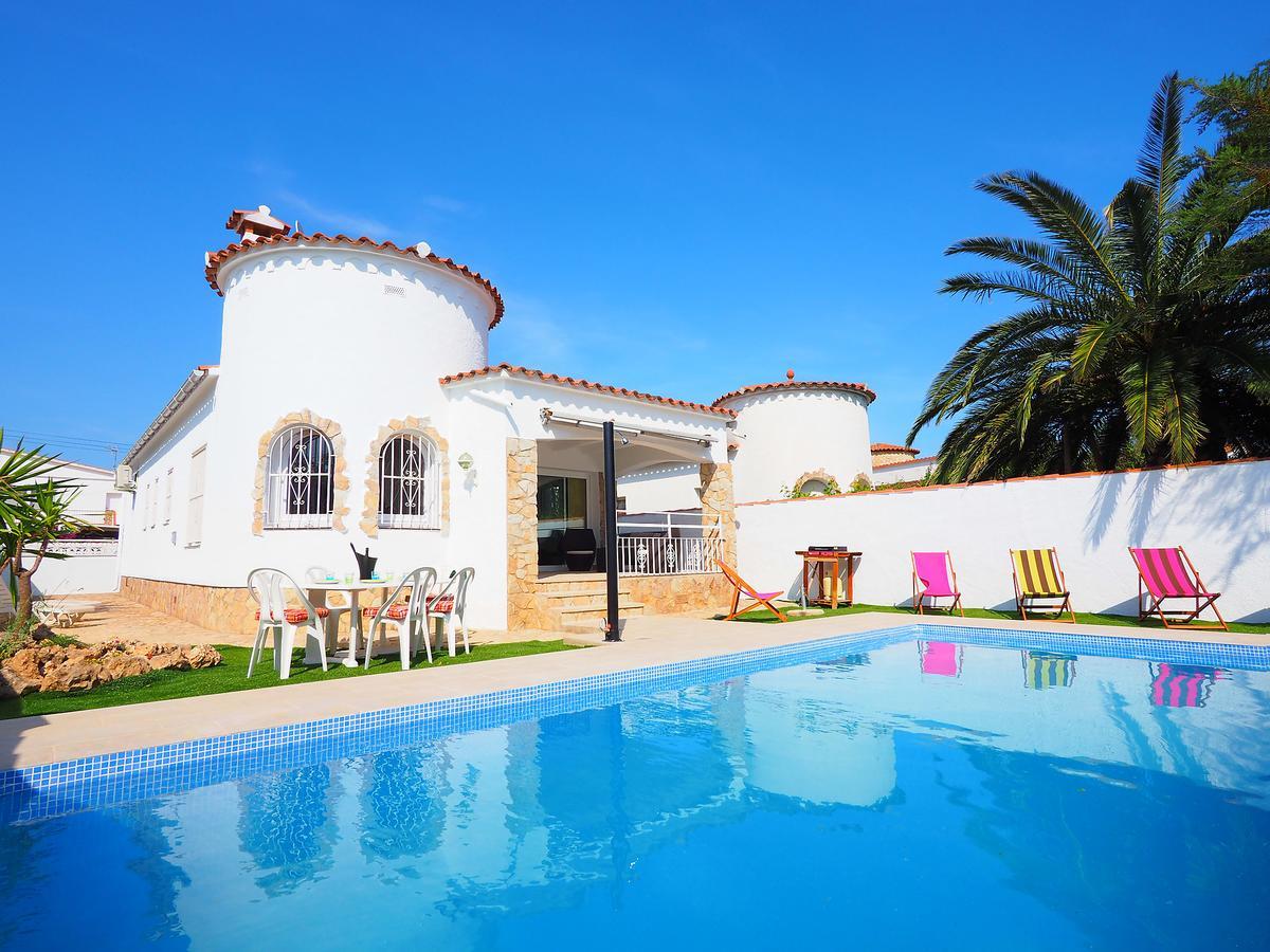 Holiday Home Alberes By Interhome Empuriabrava Εξωτερικό φωτογραφία